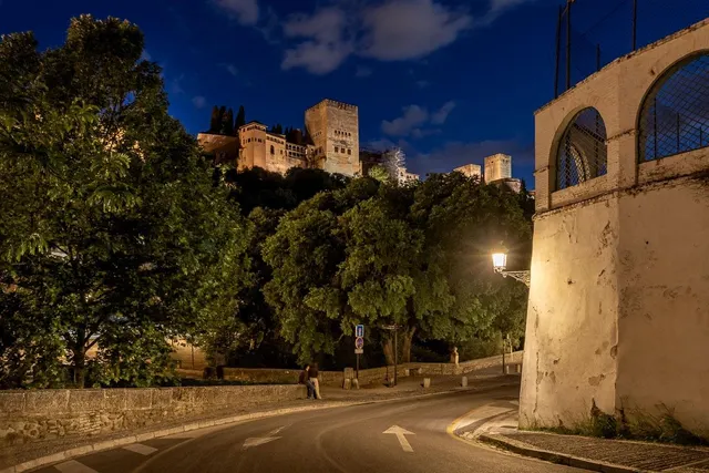 PRECIOSA CASA CON VISTAS A LA ALHAMBRA — 50