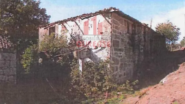 OPORTUNIDAD: CONJUNTO DE EDIFICACIONES PARA REFORMAR AL LADO - foto 4