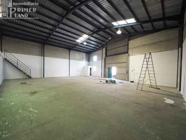 *¡OPORTUNIDAD! NAVE INDUSTRIAL EN VENTA – ZONA: JUNTO A AVEN - foto 2