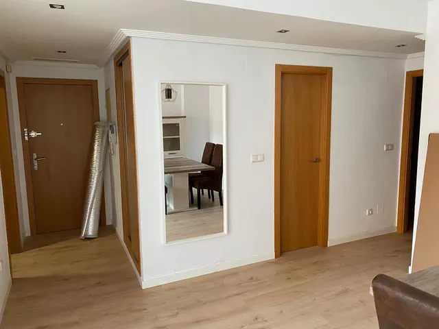¡Amplio y Luminoso Piso en Pueblo de San Juan! — 23