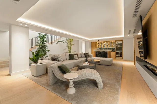 Villa 6 habitaciones 840m² en venta - Aloha — 8