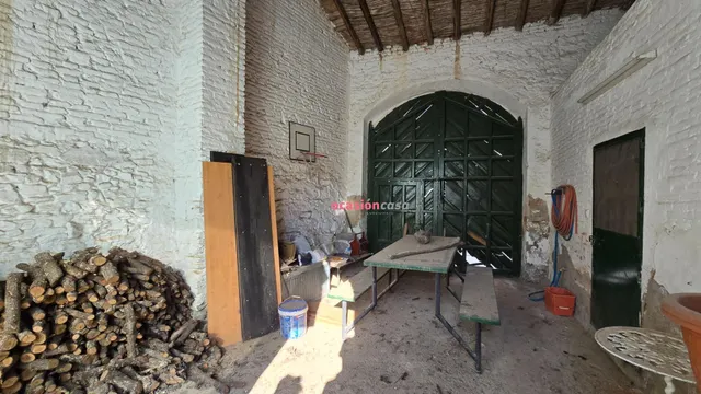 CASA CON TEJADO NUEVO EN VENTA — 12