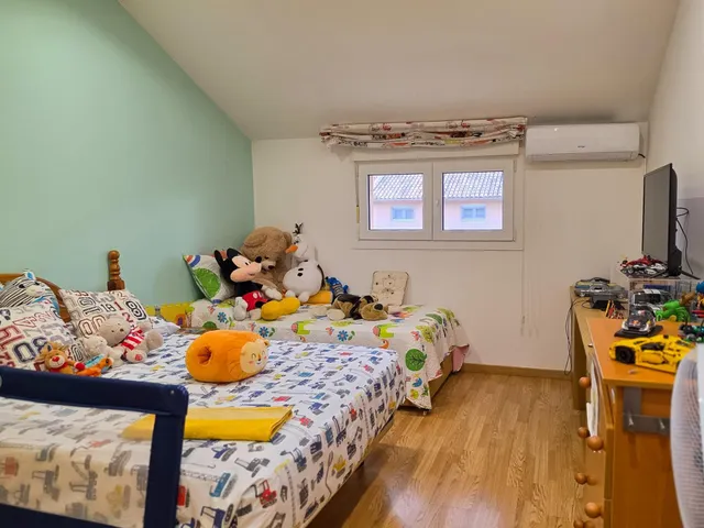 Precioso chalet adosado de 4 dormitorios con piscina privada y garaje en Carranque — 37