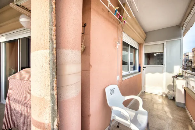 Amplia y Luminosa Vivienda en esquina de 3 dorm. baño y aseo con Garaje Cerrado en el Corazón de la Ciudad — 3