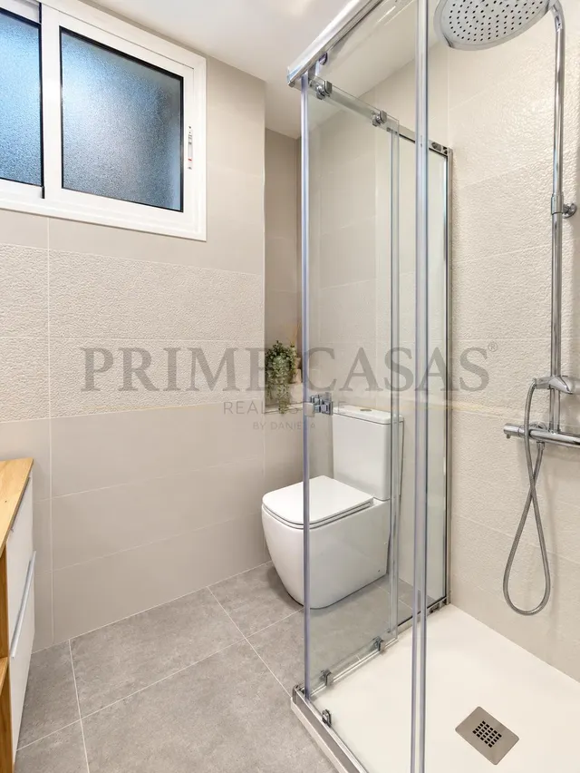 Piso reformado,  3 dormitorios, balcon en arenales - Las Palmas — 2