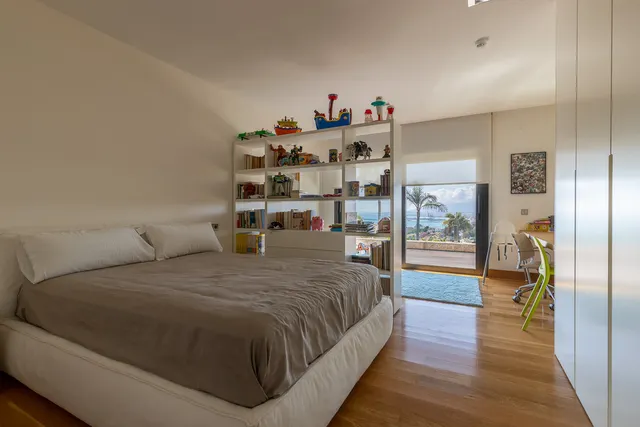 Chalet 8 habitaciones 2512m² en venta - Málaga Este — 28