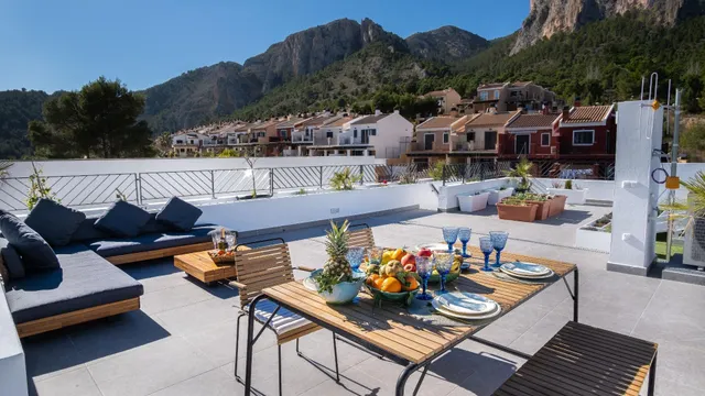 ¡Nueva villa con magníficas vistas al mar, en Polop Hills! — 27