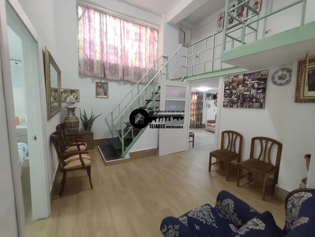 Inmobiliaria tejares vende local reacondicionado como vivienda en zona hospital — 8