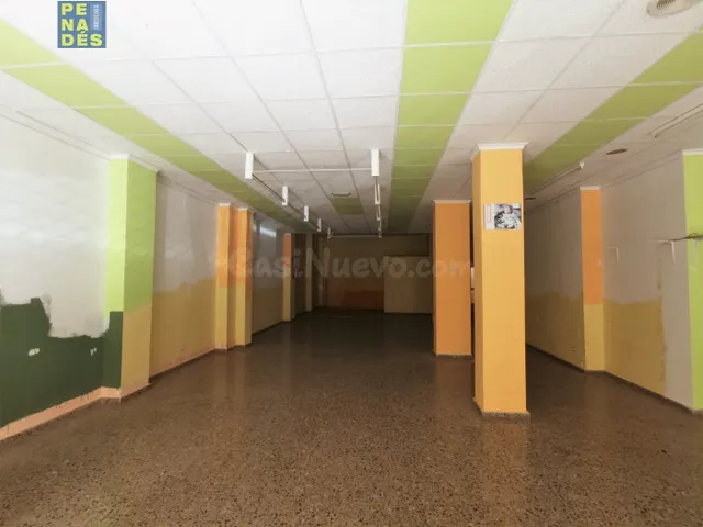 Local comercial 170m² en alquiler - Almaig