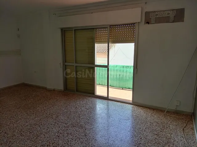 VENTA DE PISO SIN POSESIÓN EN LEPE (HUELVA) - foto 4
