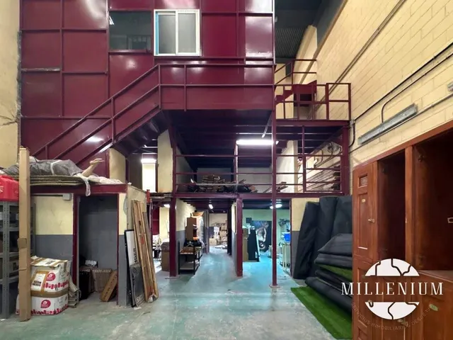 Nave industrial 310m² en venta - Barrio de la Estación — 7