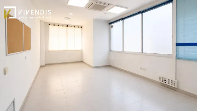 LOCAL COMERCIAL EN ALQUILER - AVENIDA MADRID - foto 4