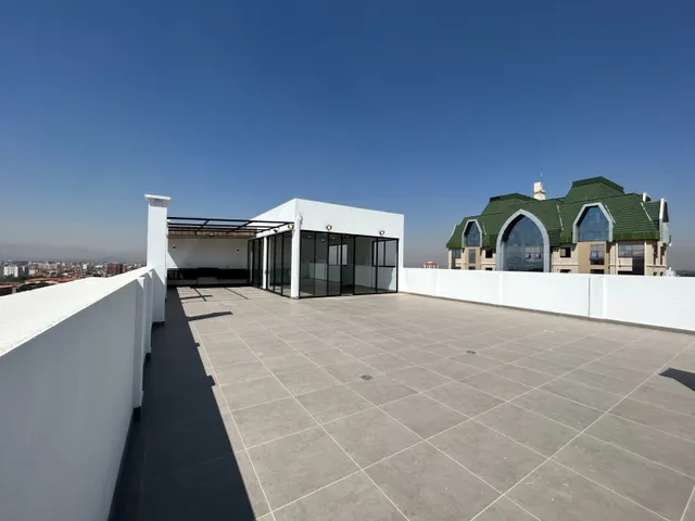 Dúplex 4 habitaciones 426m² en alquiler - Sarco — 14