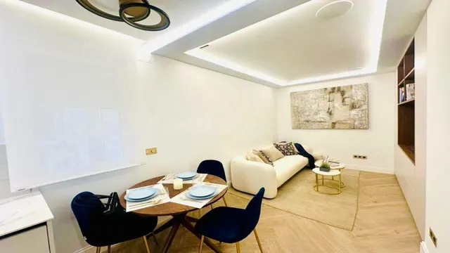 Exclusiva vivienda de diseño con reforma integral de lujo en
