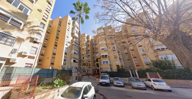 Venta piso en Sevilla — 3