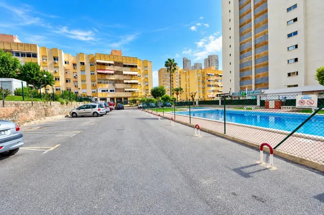 SE VENDE PISO DE TRES habitaciones EN PLUEBLO LEVANTE CON PARKING SEVENDGROUP.COM — 25