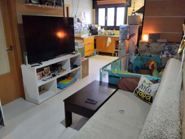 Gran oportunidad: nave industrial con viviendas por solo 399 - foto 2