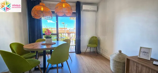 Piso reformado y listo para entrar a vivir en Avenida de Mál