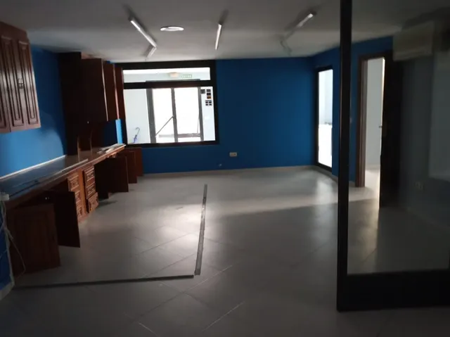 LOCAL COMERCIAL CENTRICO EN BOIRO — 5
