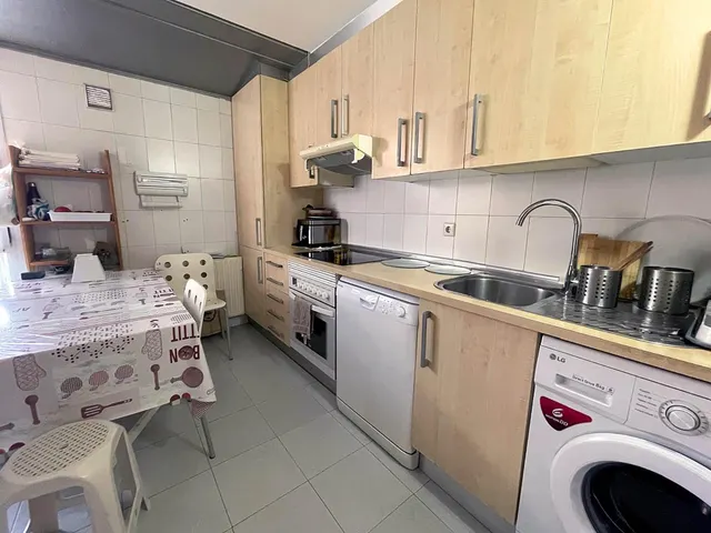 ¡ESTUDIANTES! HABITACIONCON BAÑO PRIVADO EN CHALET A COMPARTIR EN VILLANUEVA DE LA CAÑADA — 13