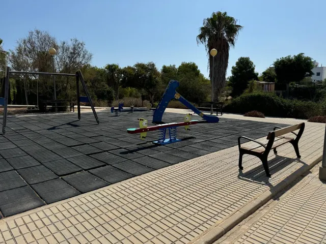 Acogedor Bungalow Semireformado en Los Balcones, Torrevieja — 24