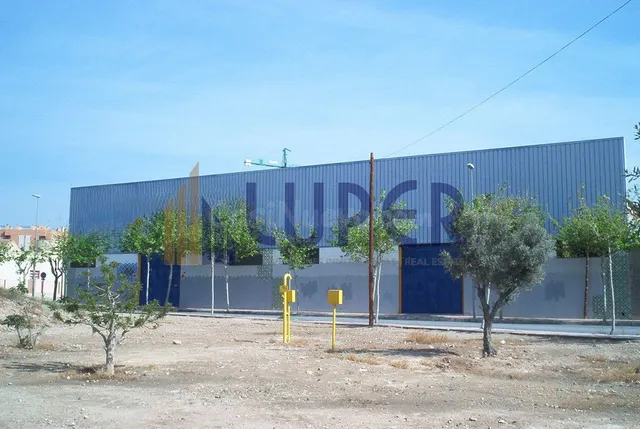 Nave industrial 770m² en venta - Centro