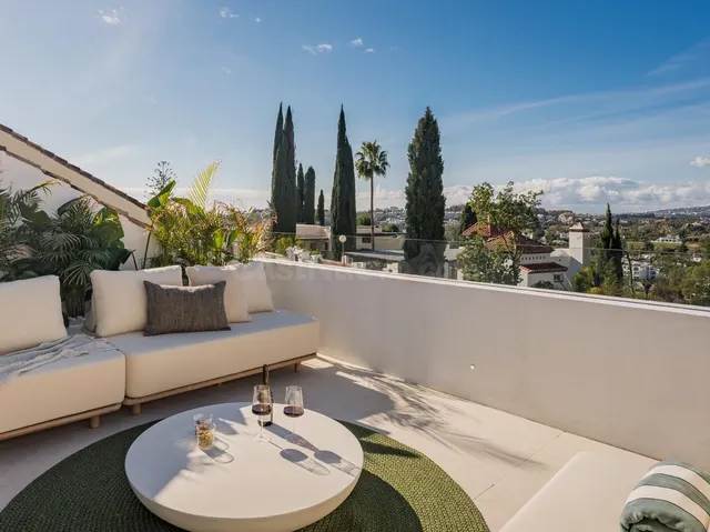 CASA ADOSADA EN NUEVA ANDALUCIA, ALTOS DE ALOHA MARBELLA — 2