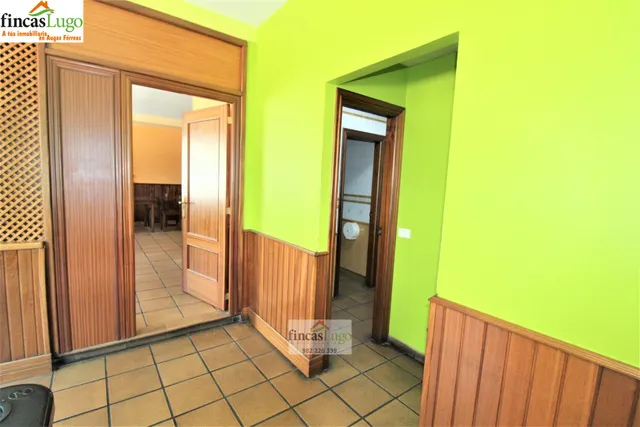 CAFETERÍA-RESTAURANTE EN ZONA UNIVERSITARIA — 28