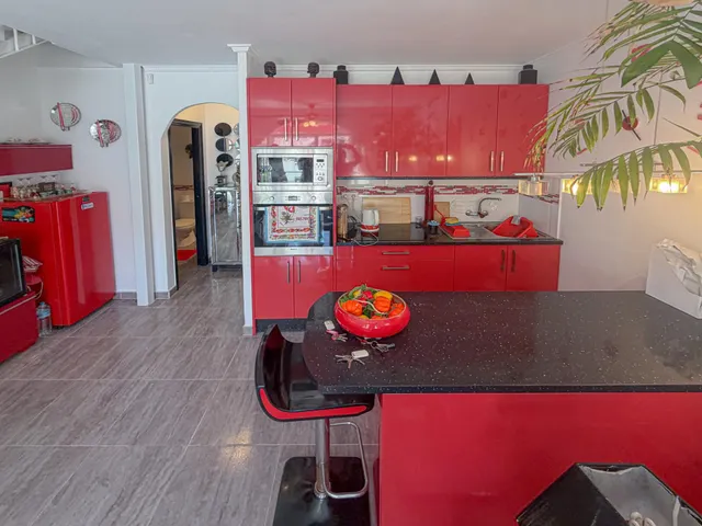 Exclusivo Adosado con excelente diseño y 2 amplias terrazas + solarium privado con vistas despejadas ( Sin gastos de comunidad ) — 20