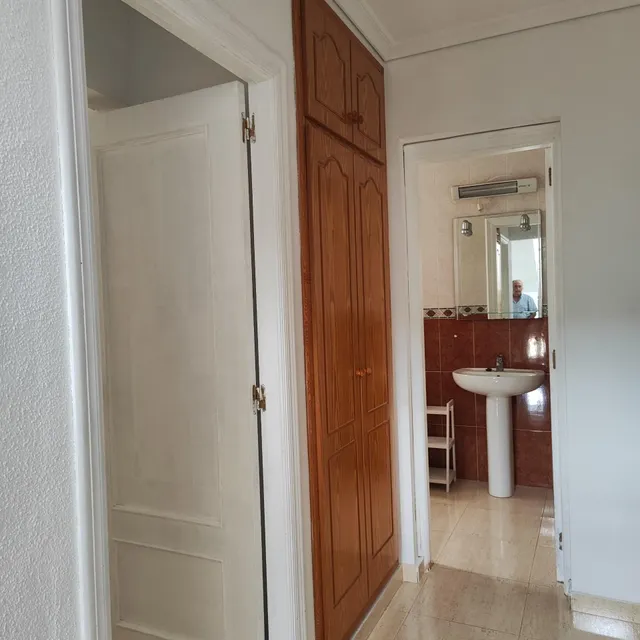 Adosado en Gran Alacant con solárium, balcón y piscina comunitaria — 45