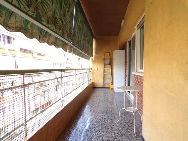 PISO EN ALQUILER DE CUATRO DORMITORIOS SEMIAMUEBLADO — 8