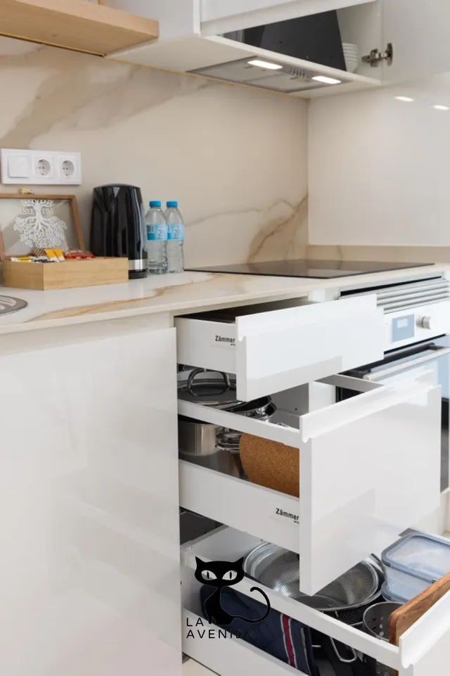 OPORTUNIDAD DE INVERSIÓN EN VALENCIA | ESTUDIO CON USO TURÍSTICO | DESDE 216.000 € | 9,2 % RENTABILIDAD NETA ESTIMADA* — 24