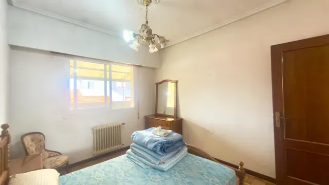 Piso de 4 Dormitorios con Terraza Esquinera de 35 m2 - Centro Villa — 35