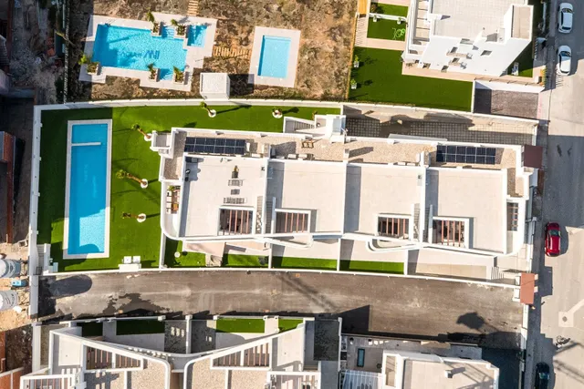 Apartamento de 3 dormitorios en Punta Prima — 29