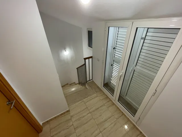 Dúplex céntrico en venta en Olesa de Montserrat, con terrazas y parking — 22