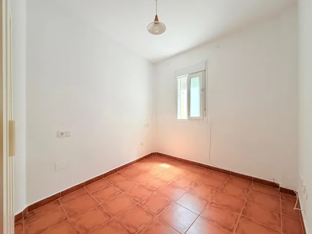 ESTUPENDO DÚPLEX EN PALMONES A ESCASOS PASOS DEL MAR — 4