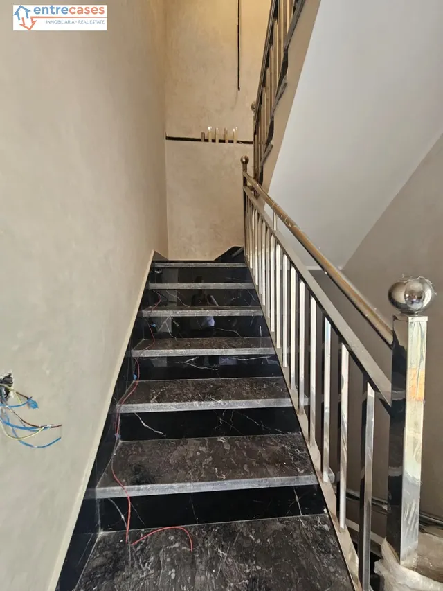 Casa Tipo Dúplex 4 habitaciones 328m² en venta - 3 de Abril — 13