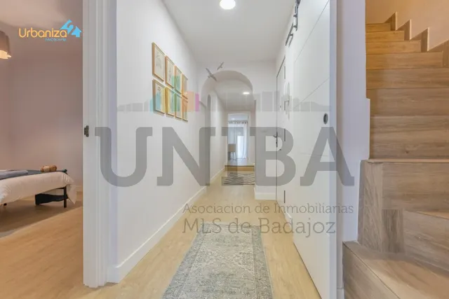 Piso totalmente reformado en el casco antiguo, junto a puerta palmas — 18