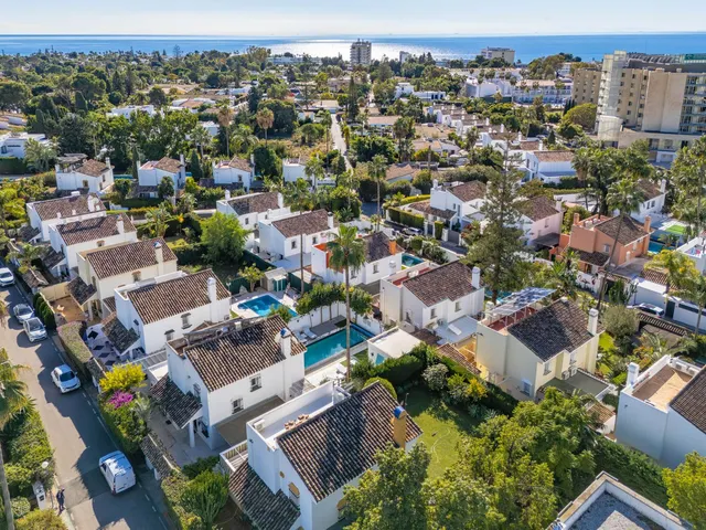 Chalet 5 habitaciones 220m² en venta - Costa Del Sol — 31