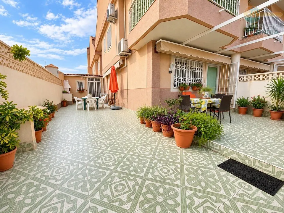 DUPLEX EN PLENO CENTRO DE PUERTO DE MAZARRÓN