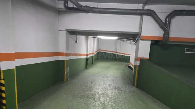 Garaje 10m² en venta - Matogrande-Parque Ofimático - foto 4