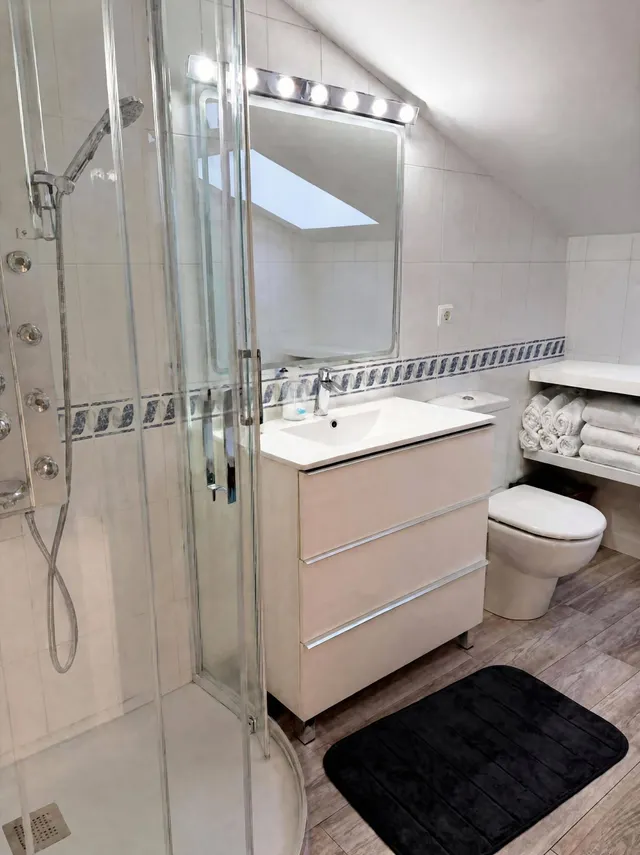 Chalet adosado reformado con 2 terrazas, vistas y eficiencia energética A en Parquelagos — 44