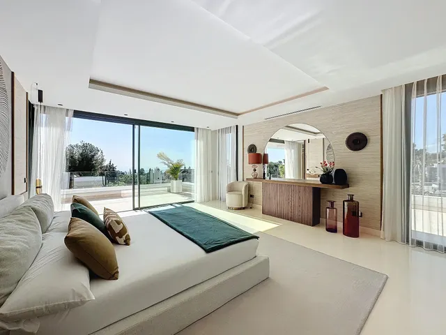 Moderna villa de lujo en la prestigiosa urbanización de Sierra Blanca, Marbella — 22
