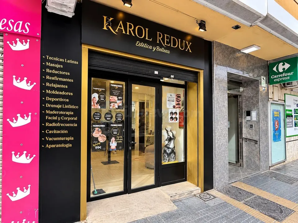 Local Comercial Reformado en Alquiler - Gamarra, Málaga