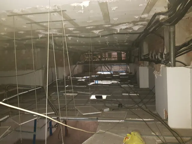 MAGNIFICO Y GRAN LOCAL EN PLENO CENTRO DE CÓRDOBA CAPITAL — 13