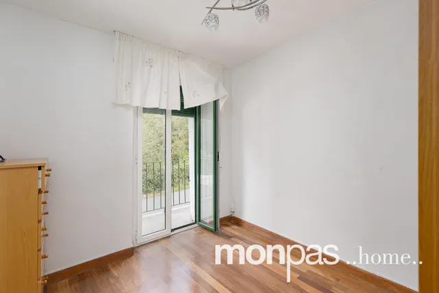 Caserío en venta en Hernani — 12