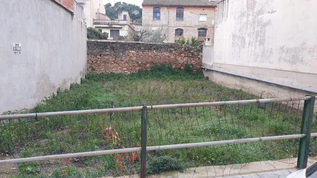 Terreno urbano en venta - Cataluña - foto 2