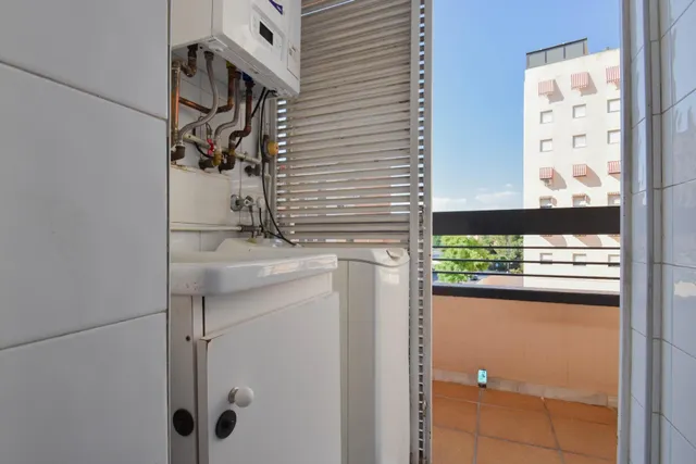 ¡Vive en una de las zonas más cotizadas de Granada! — 24