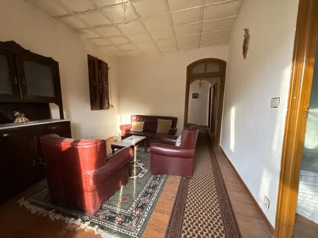 SE VENDE CASA CON PARCELA EN SANDIAS. — 18