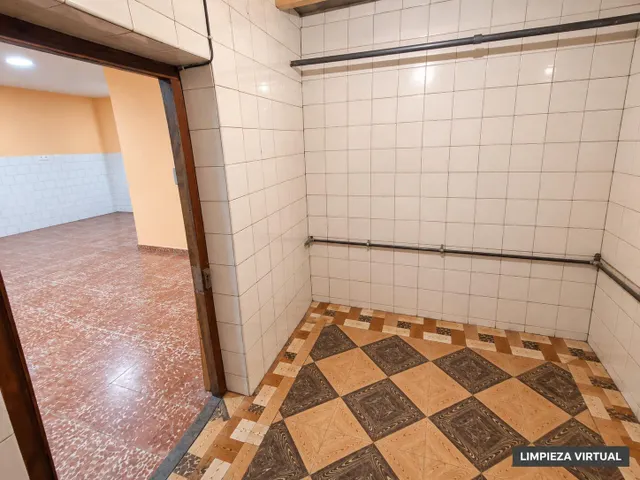 Casa con local comercial, garaje y patio en la gargantada, lieres. ¡vivienda y negocio en un mismo inmueble! — 21